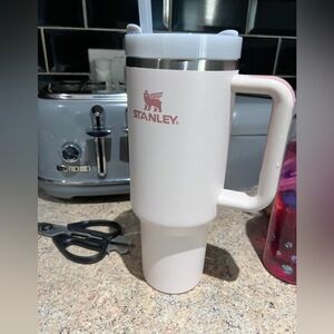 brand new unopened Stanley tumbler 40oz light pink